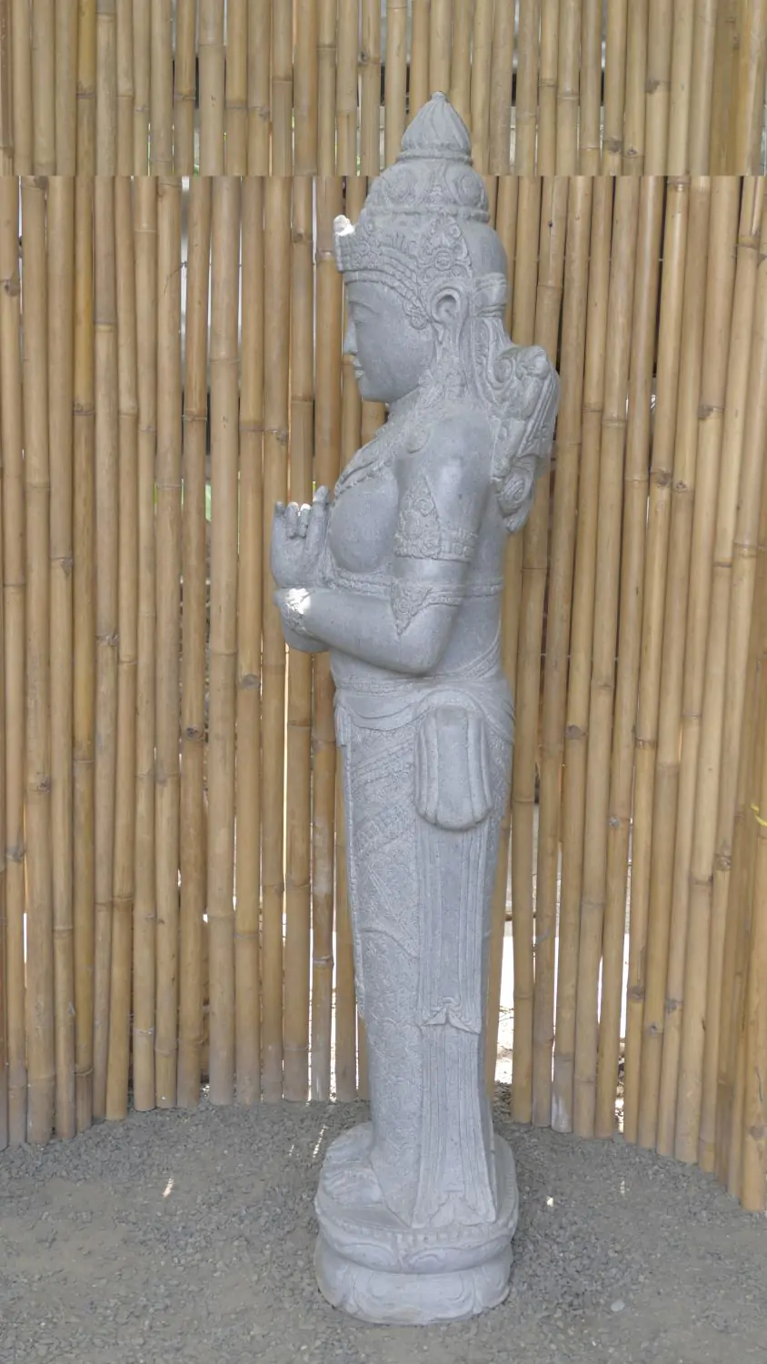  Product image 8 of the product “Standing Sri Dewi. Made from riverstone. Height 180cm ”